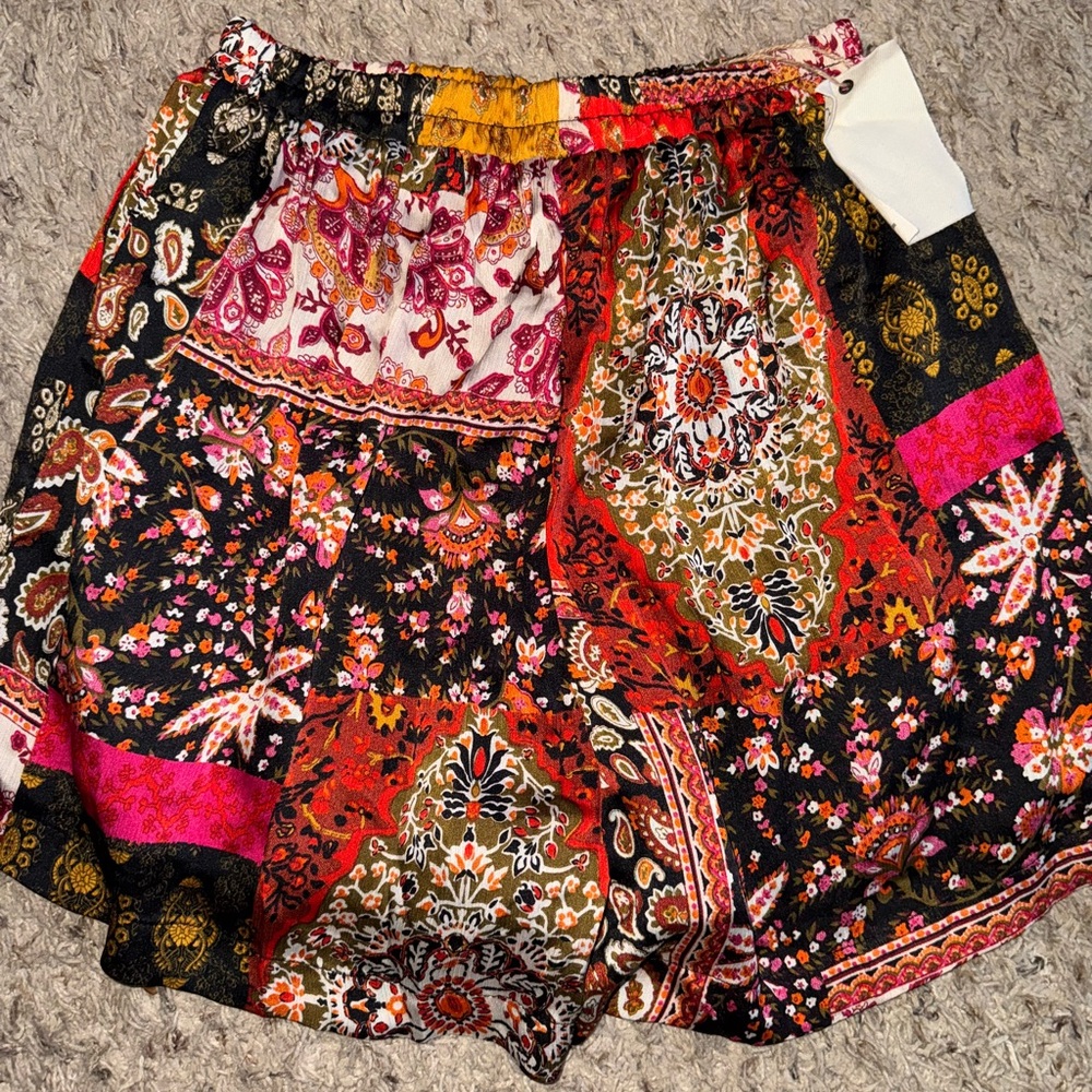 Easel Multicolor Bohemian Women's Shorts